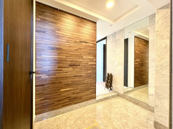 玄関もゆとりのスペース。シューズインクローゼット完備