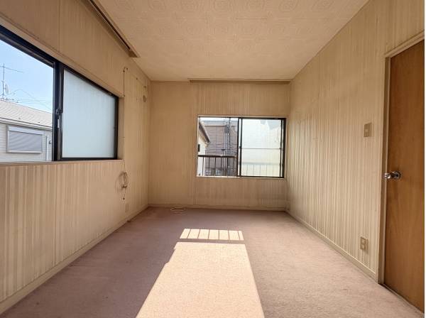 南東に窓があり、気持ちいい風が抜けます