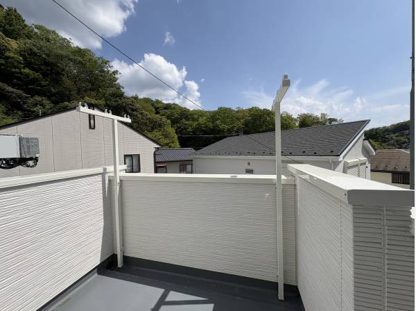 バルコニーも広くて眺望・日当たり共に良好です！