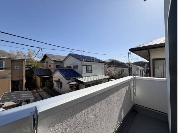 バルコニー東南向き洗濯物もよく乾きます