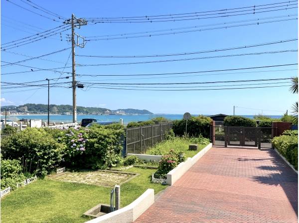 海が望めるお部屋です