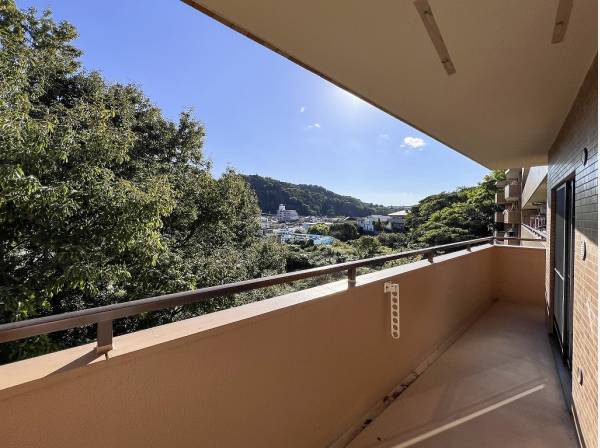 四季の移ろう様子も愉しみな自然豊かな眺望