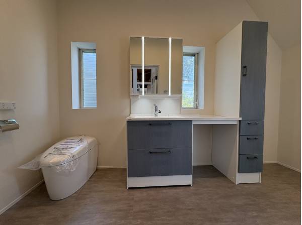 洗面所も洗面台も広いですよ！