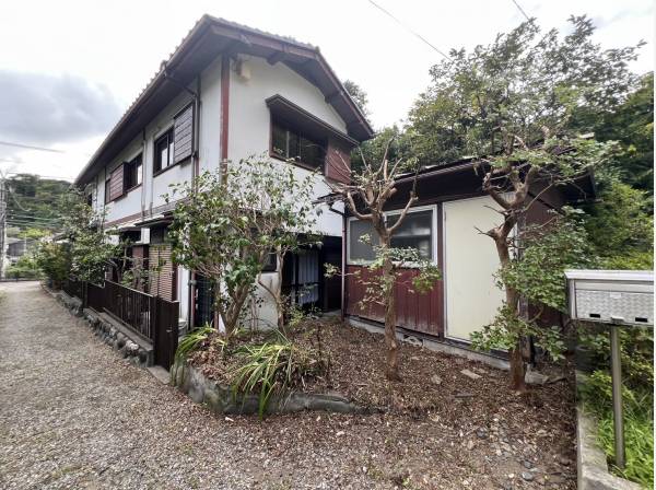 建物奥です