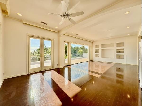 約２５帖あるLDKスペースの様子。本当に広く開放感があります！