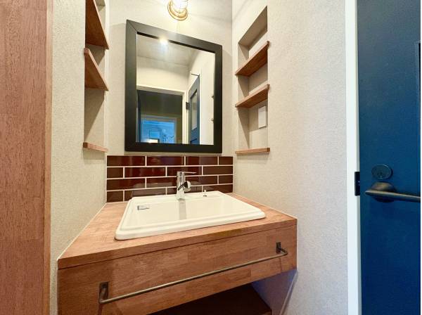 パウダールーム