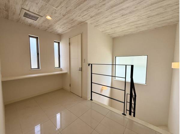 開放感を感じるスケルトン階段！