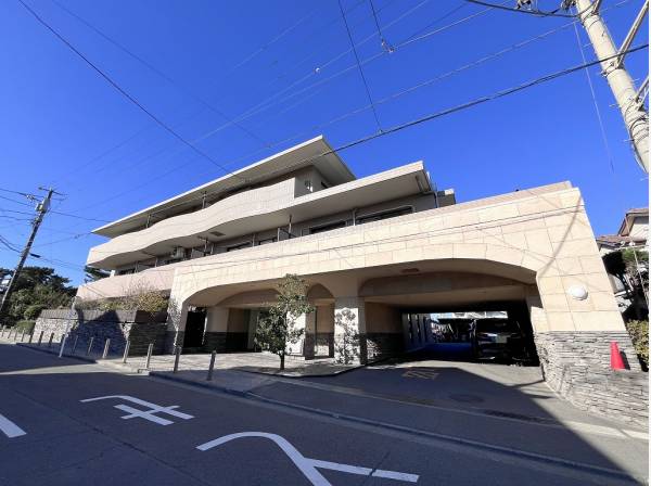 休日のお出かけに便利な国道134号線へアクセス良好