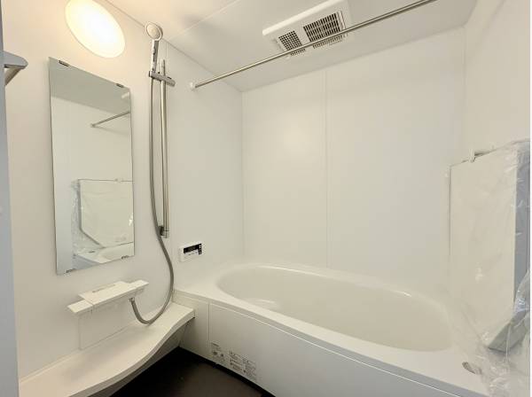 浴室乾燥機付きバスルーム