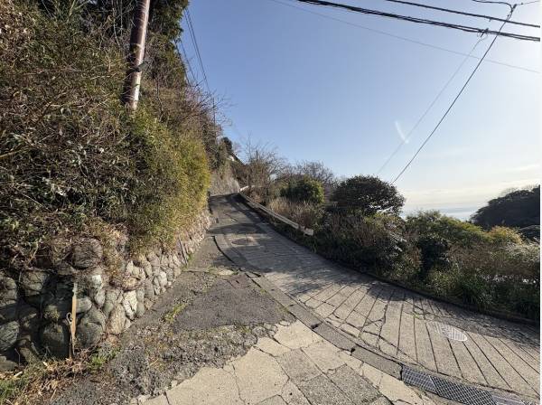 前面道路からの眺望