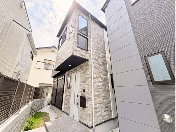 建物外観でございます