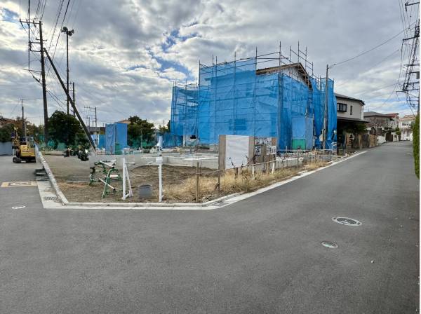 閑静で開放感のある現地です。