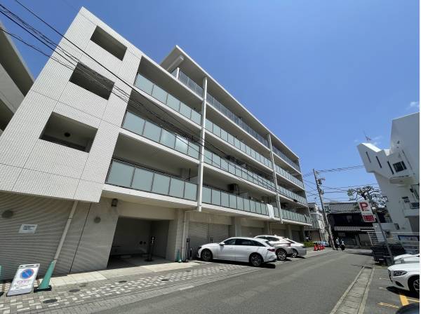 外観も海沿いですが清潔に保たれております