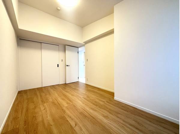 下階の洋室は2部屋ございます