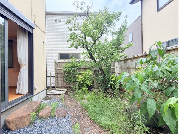 和風のお庭もございます