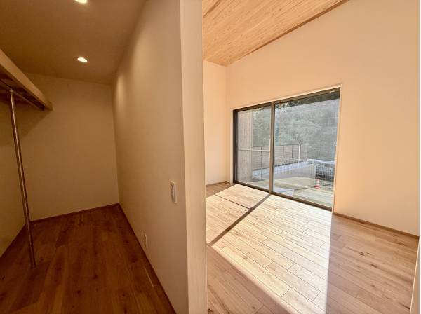 クローゼット完備の居室