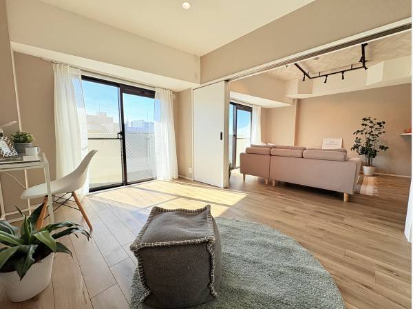 洋室と繋げると約18帖の広さになります