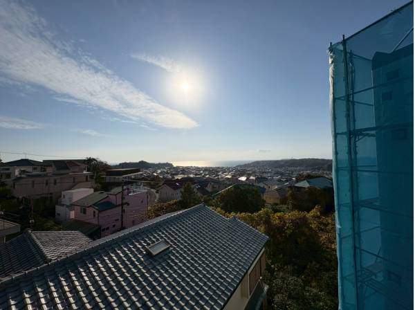 七里ガ浜の海を遠望