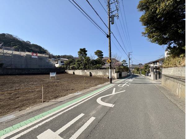 前面道路も広い！！