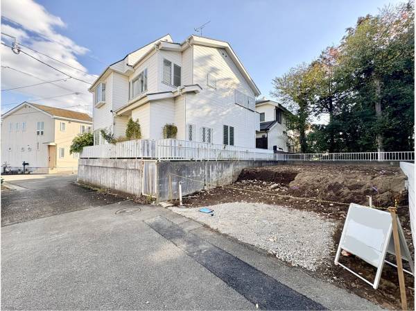 閑静な住宅街に新たに登場します！