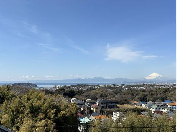 海・江ノ島・富士山を望む開放感のある眺望がございます。