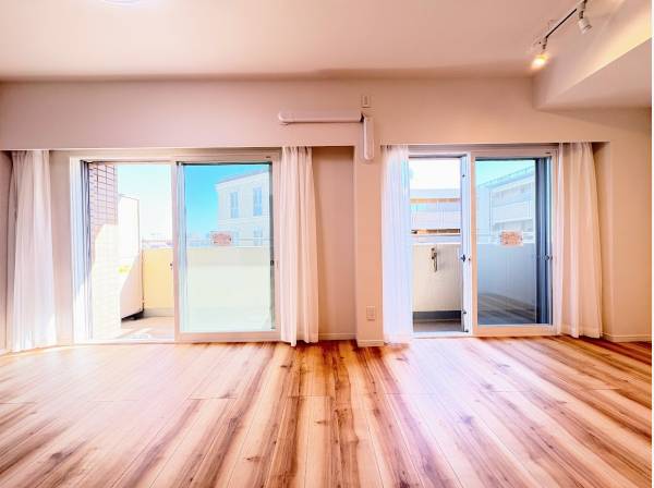 明るい室内です