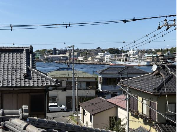部屋から海が見えます！