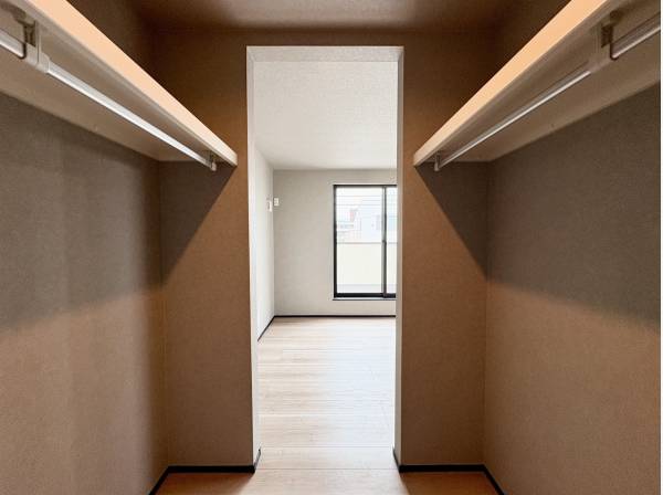 ウォークインクローゼット