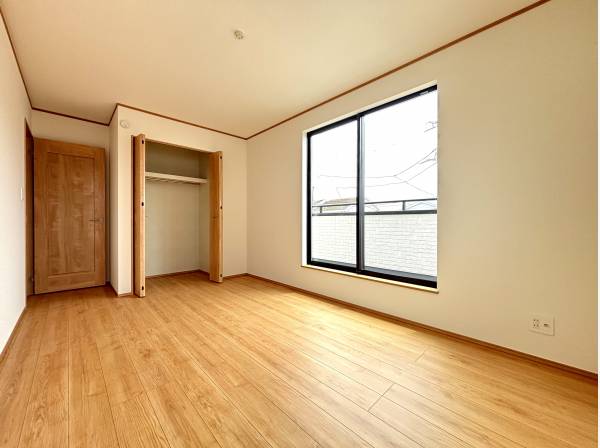 洋室は4部屋ございます