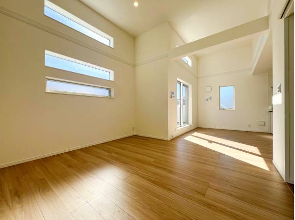 家具も配置しやすそうな間取り