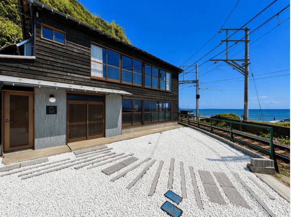 大正14年築の古民家再生物件。