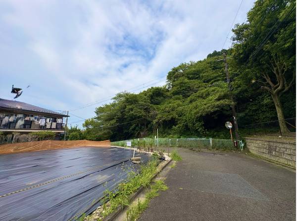 前面道路約6m広さ！