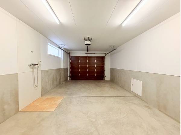 カースペースは3台駐車可能！