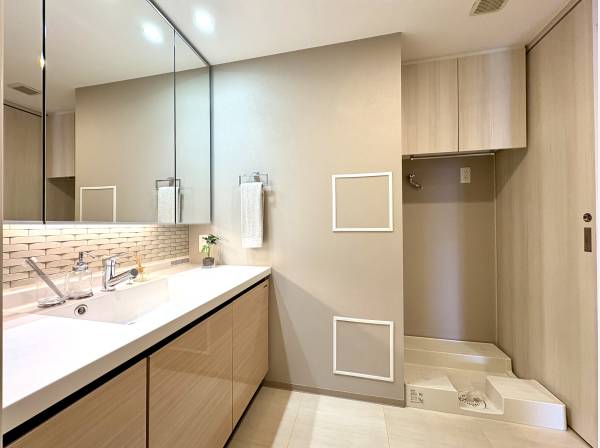 パウダールーム