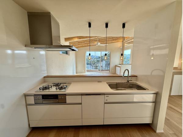 食洗機完備のシステムキッチン