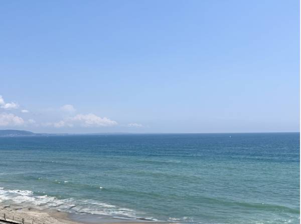 海を贅沢に眺めます。