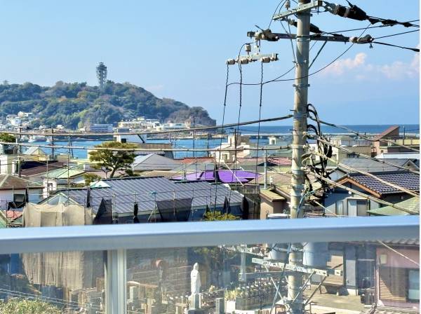 窓の先には江の島　湘南らしい景色が日常になります