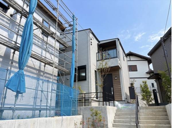 スタイリッシュな外観