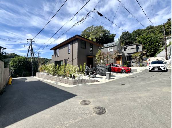 道路も広く車のアクセスも安心