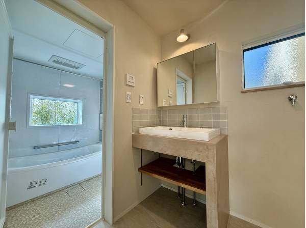 食洗機完備のシステムキッチン