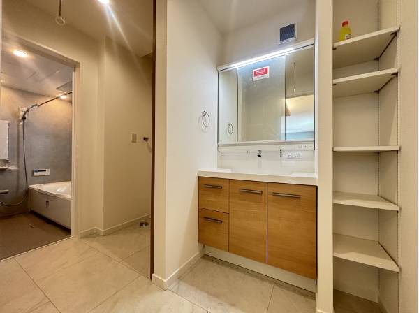 パウダールーム