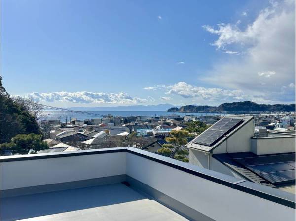 海と江ノ島を望む開放的な湘南ビュー！