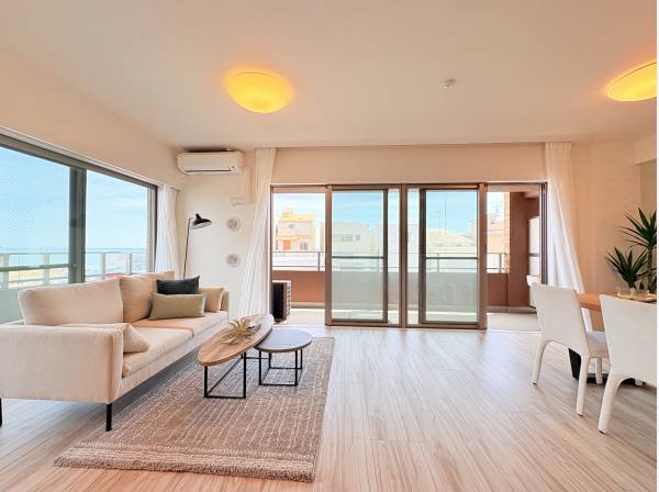 東南の角部屋なので全部のお部屋から海を望みます！
