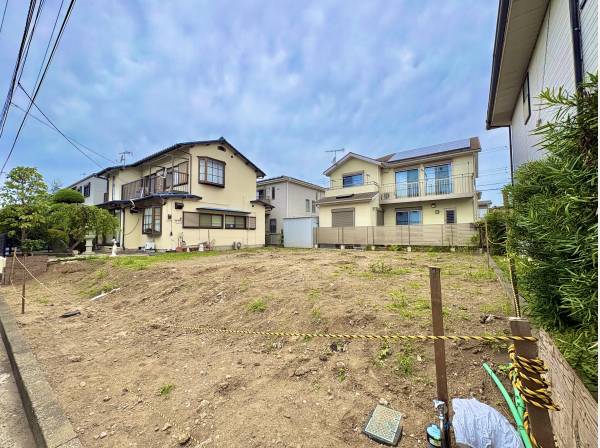 建築条件は「なし」ですので、お好きなハウスメーカーでどうぞ！