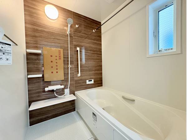 浴室乾燥機付きバスルーム