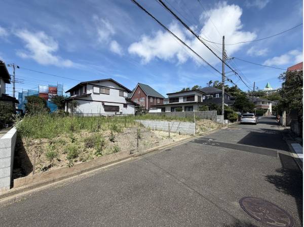 前面道路は幅員4.9ｍもあります