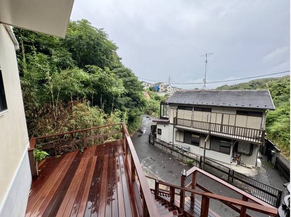玄関前からの眺望です