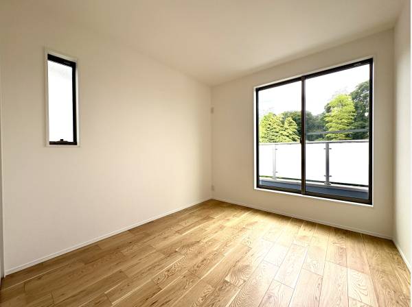 ライフスタイルに合わせて使える5.6帖や5.3帖、4.5帖の個室