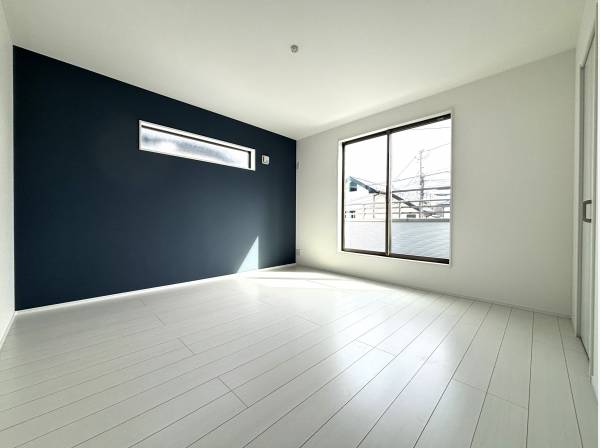 洋室は2階に3部屋ございます