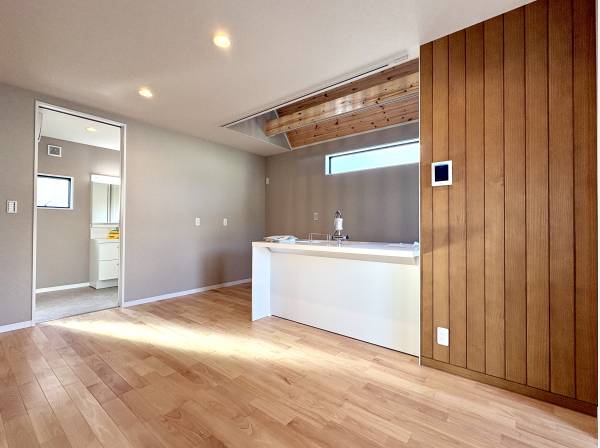 木の温もりを感じる室内空間